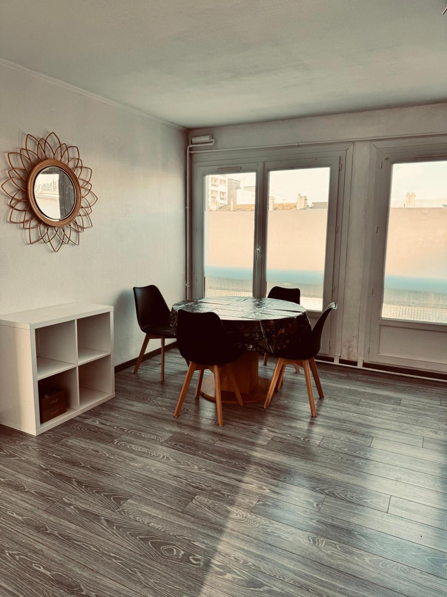 Superbe Appartement T3 Renove - Calais Nord Buitenkant foto